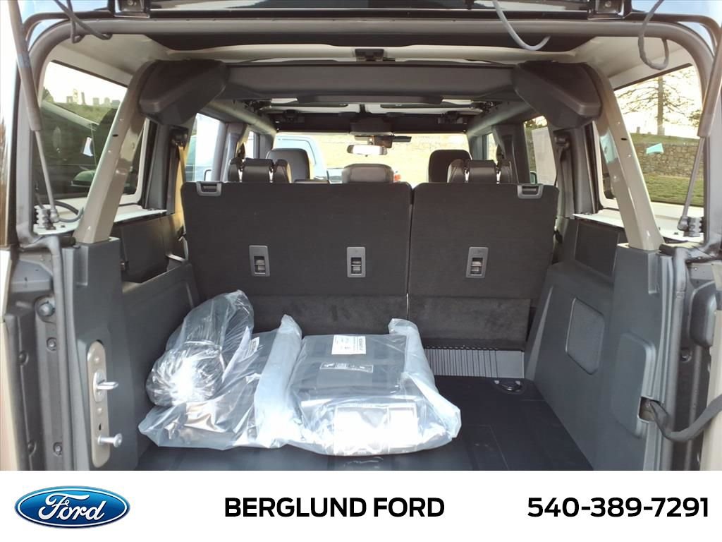 New 2025 Ford Bronco Big Bend image 9