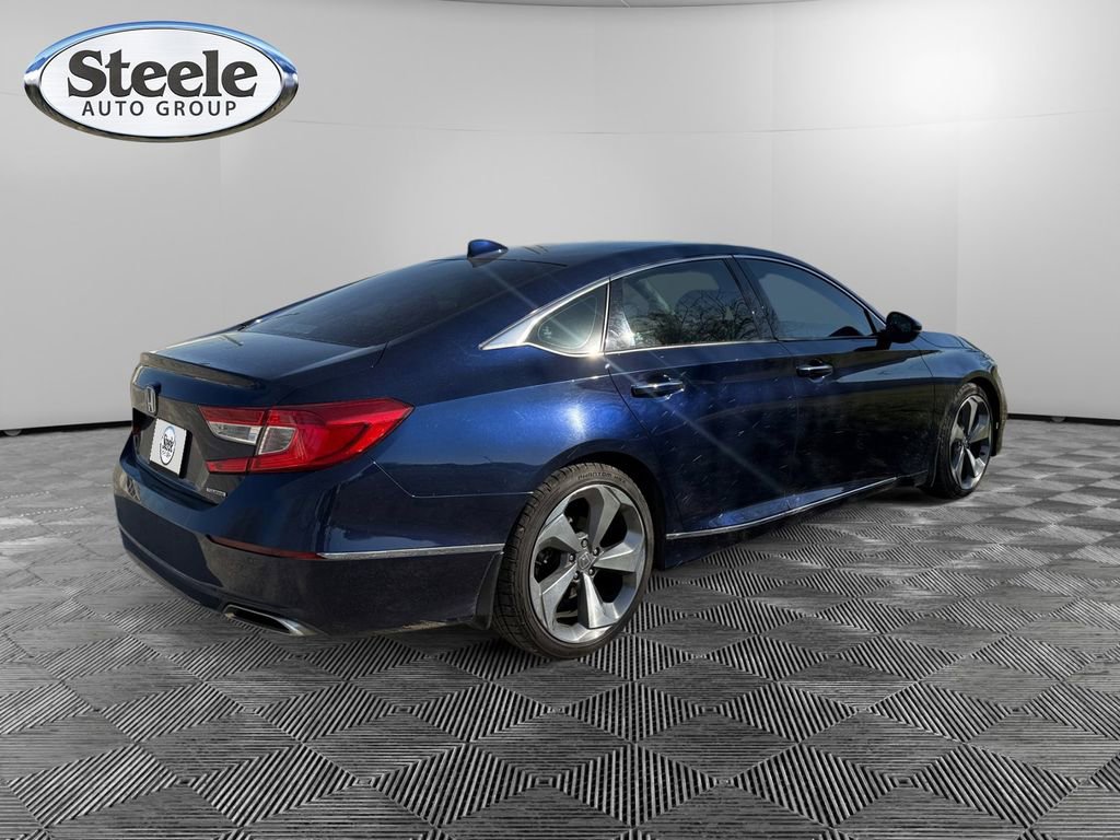 Used 2018 Honda Accord Touring image 5