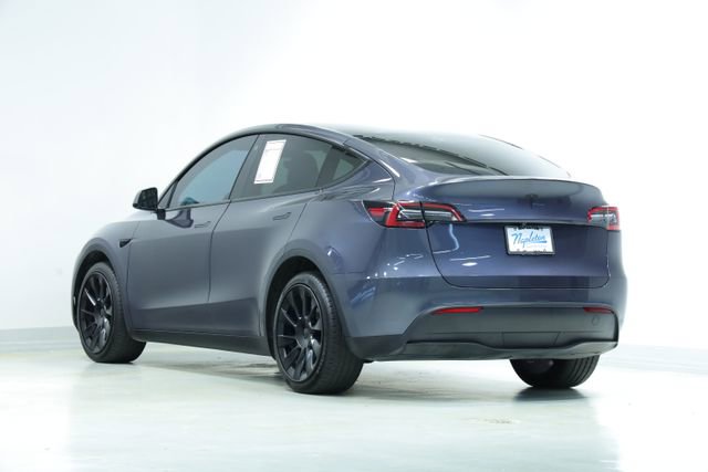 Used 2022 Tesla Model Y Long Range image 6