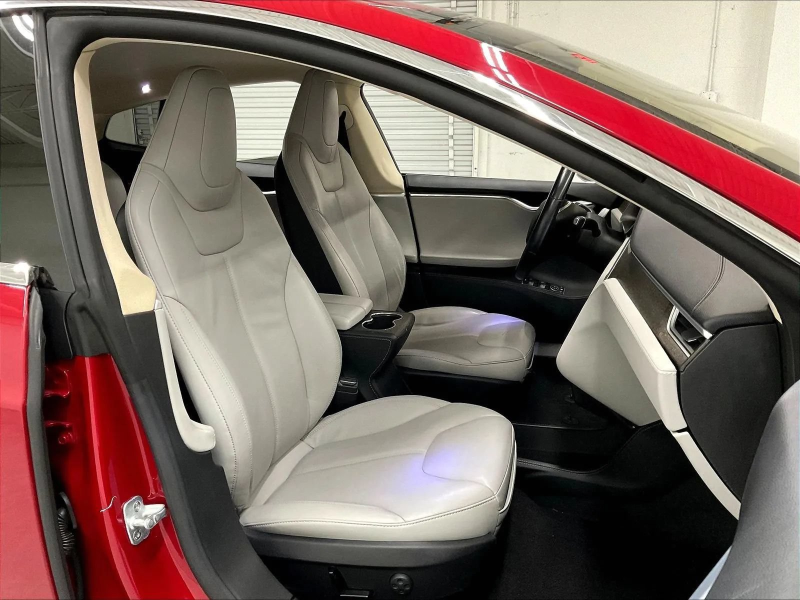 Used 2014 Tesla Model S 85 RWD image 12
