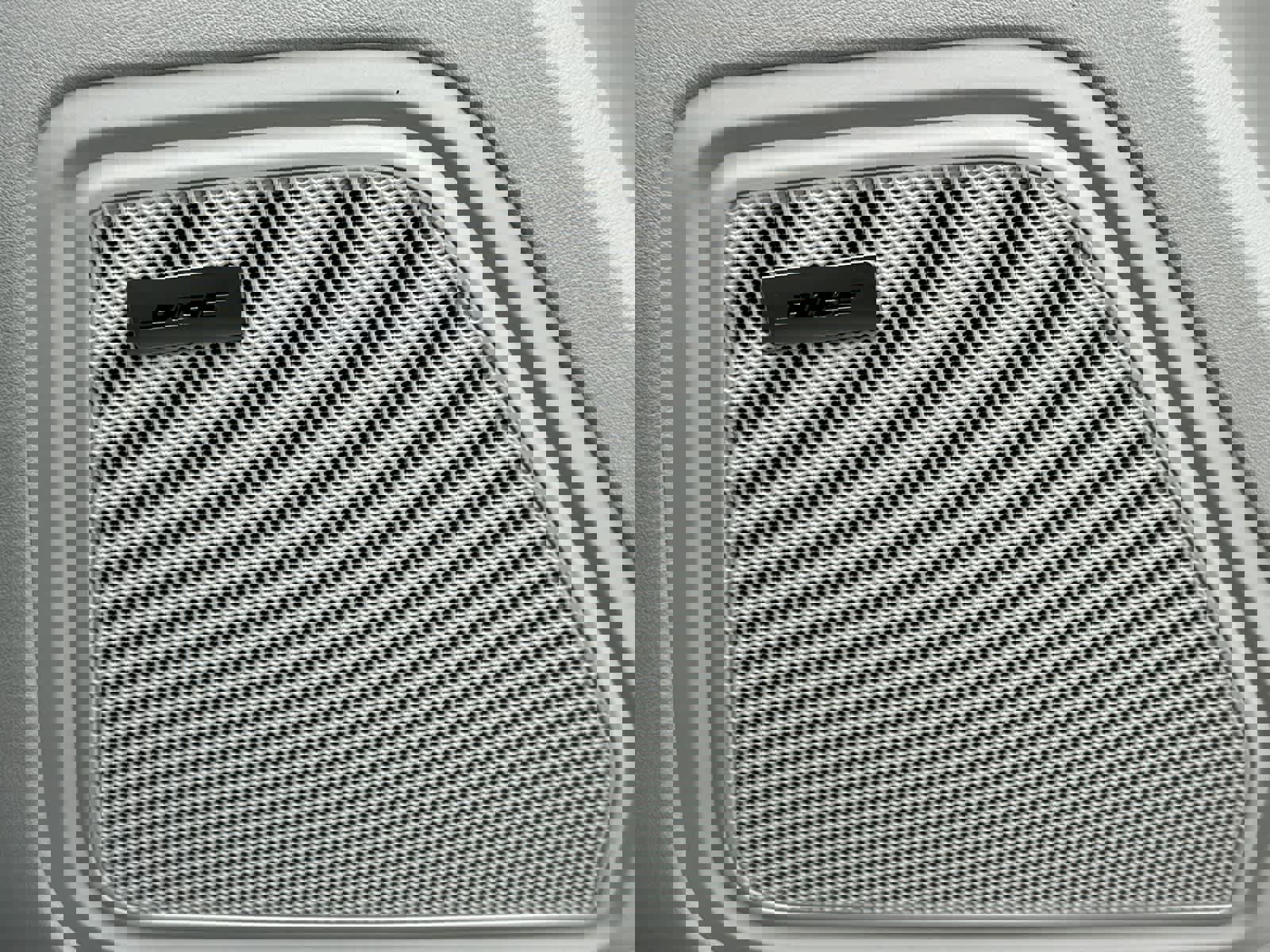 New 2026 Porsche Macan image 20