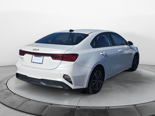 Used 2023 Kia Forte LXS image 5