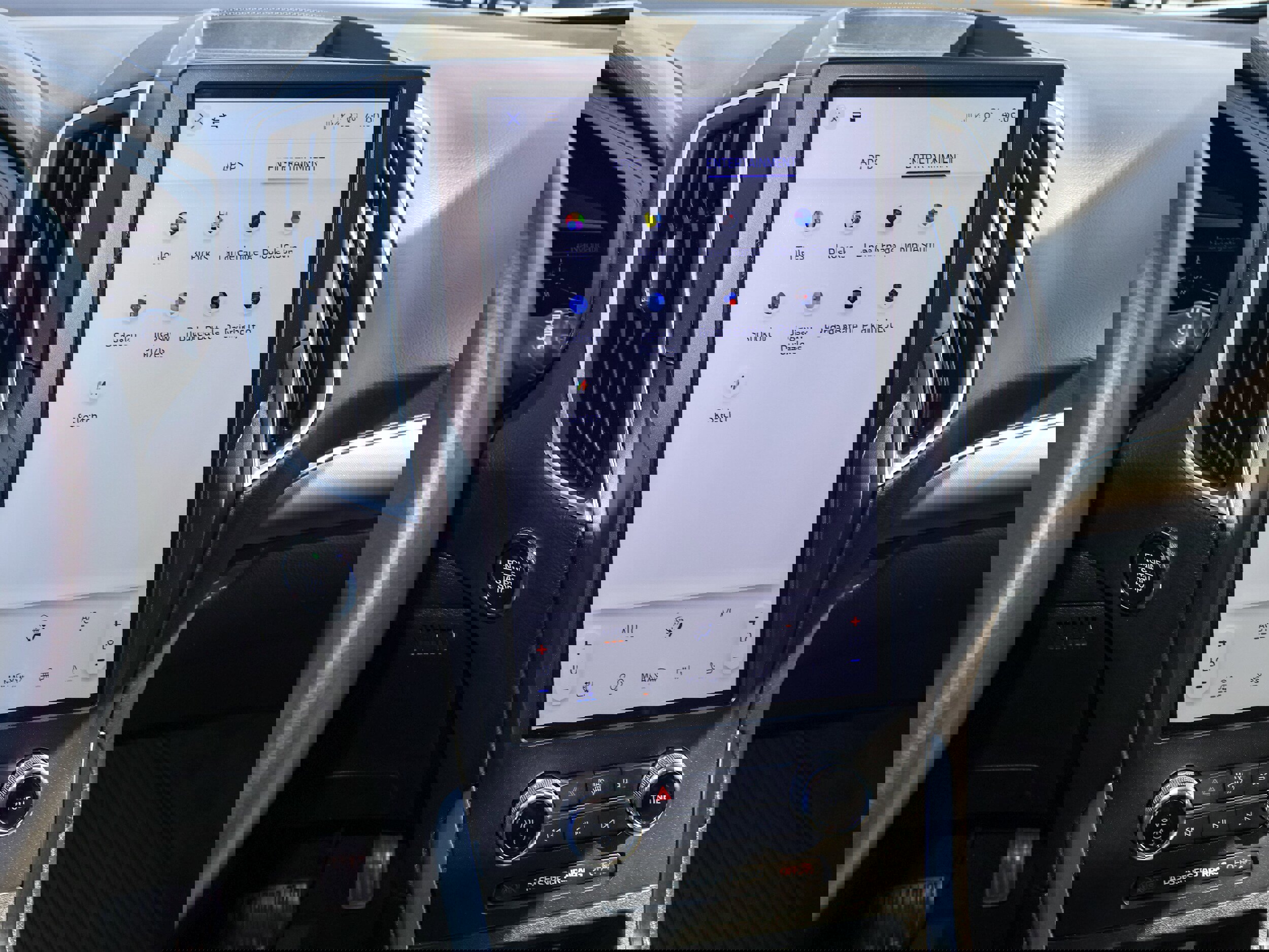 Used 2024 Ford Edge Titanium w/ Equipment Group 301A image 20