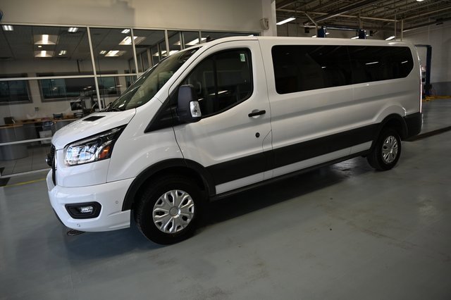 Used 2023 Ford Transit 350 XLT image 10