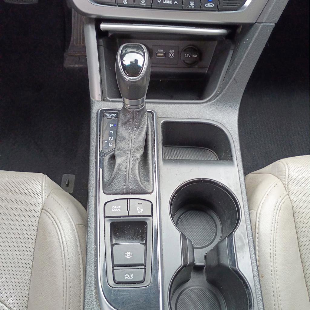 Used 2015 Hyundai Sonata Limited w/ Option Group 06 FWD image 19