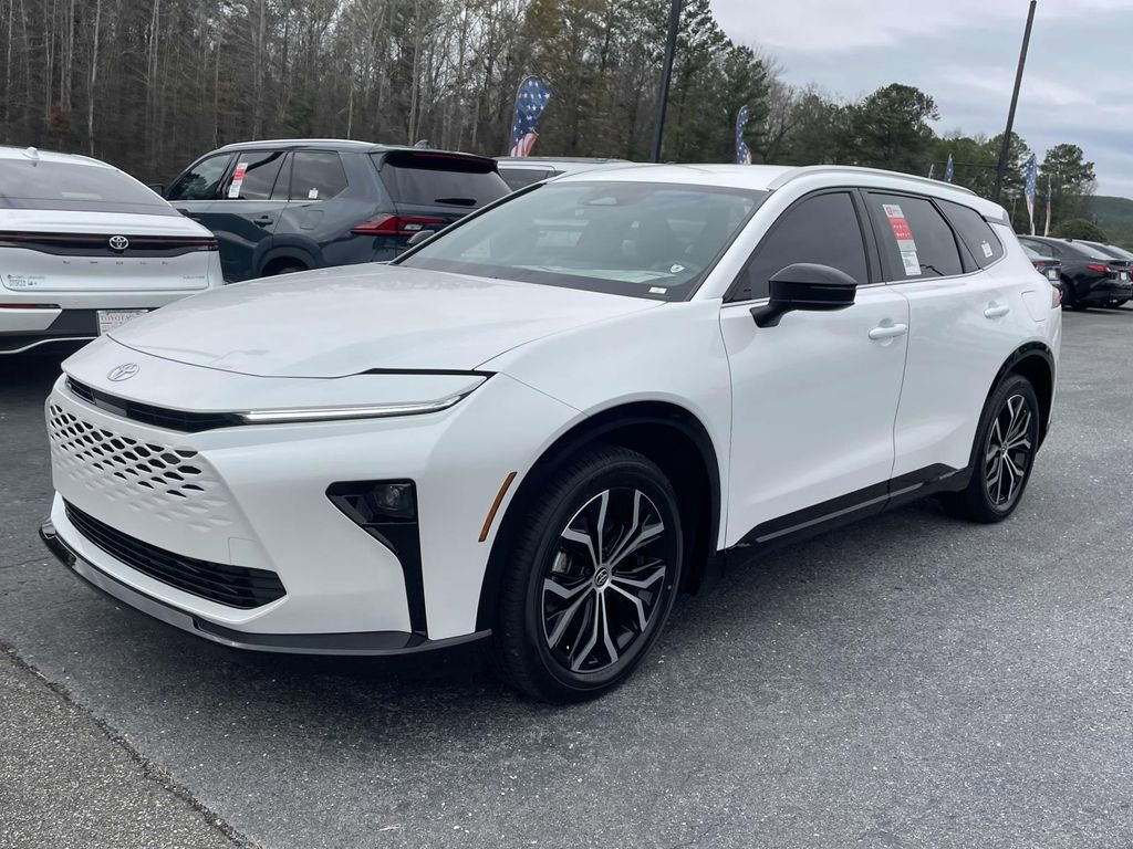 New 2025 Toyota Crown Signia image 5