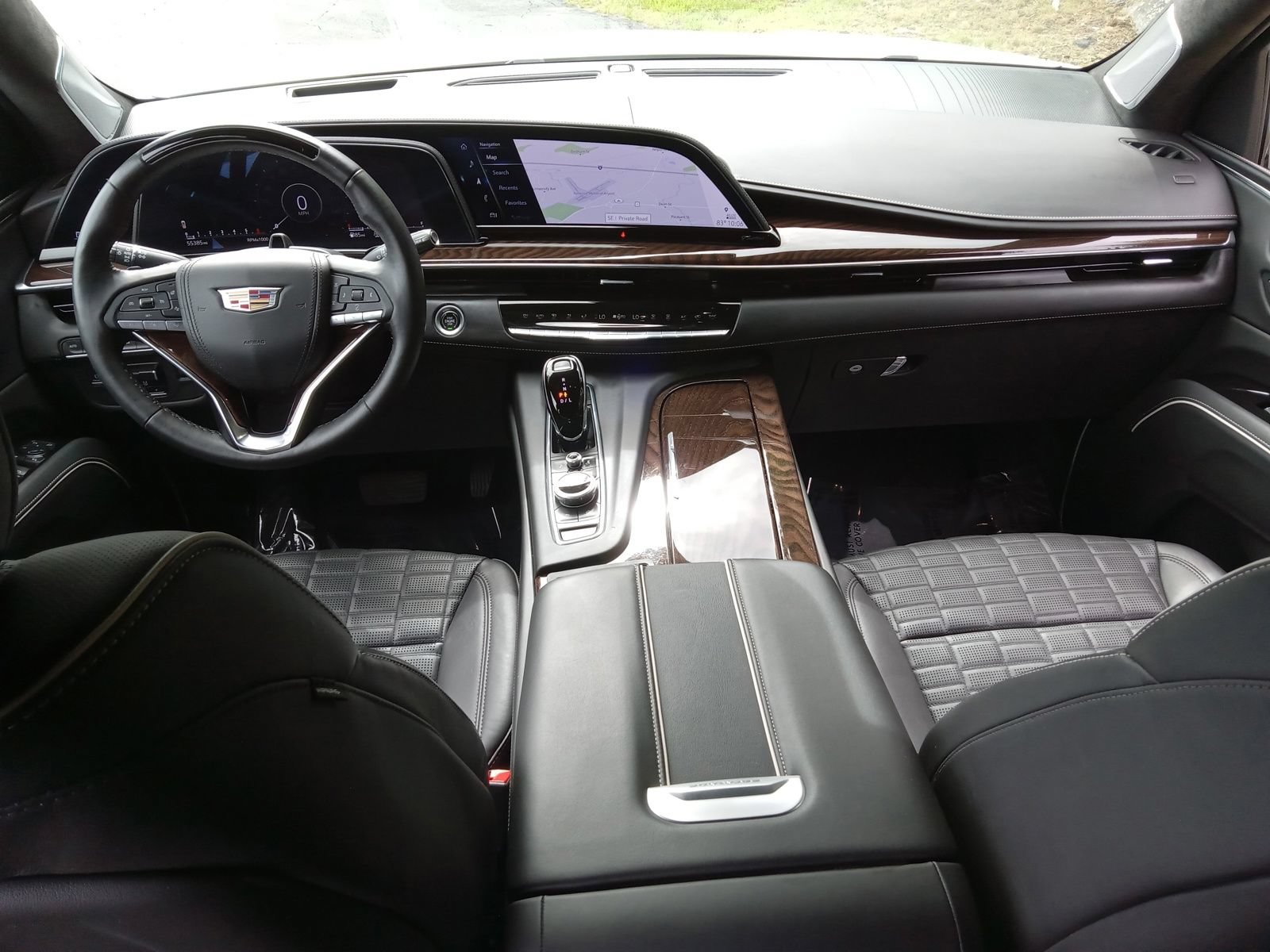 Used 2023 Cadillac Escalade Sport Platinum AWD/4WD image 15