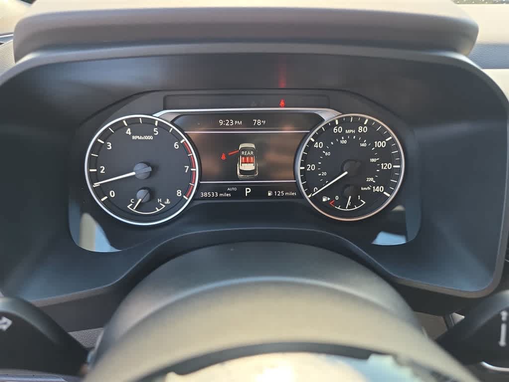 Used 2023 Nissan Rogue SV AWD/4WD image 19