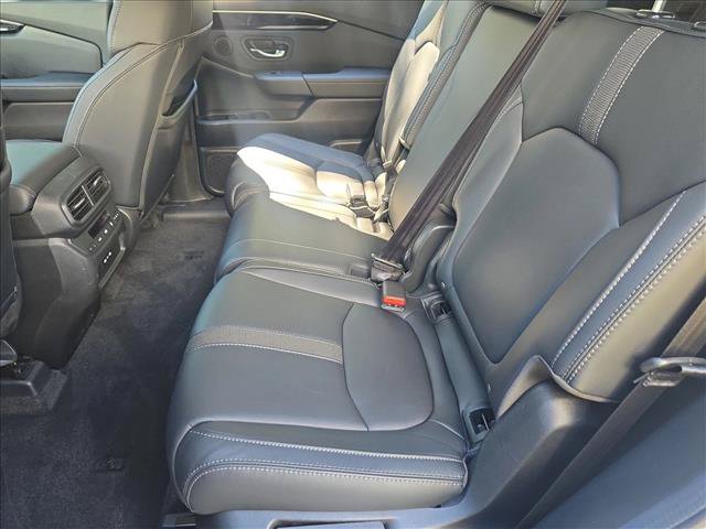 Certified 2025 Honda Pilot EX-L image 18