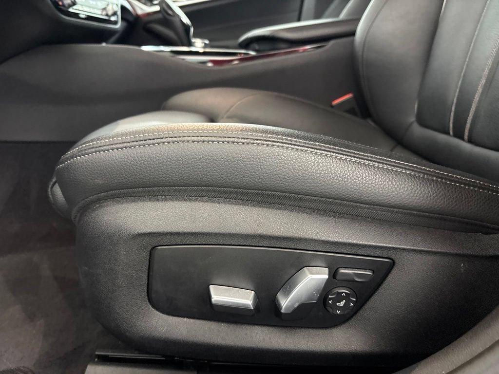 Used 2020 BMW 540i xDrive w/ Premium Package AWD/4WD image 27