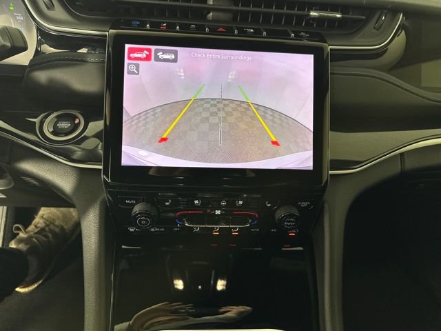 Used 2022 Jeep Grand Cherokee Trailhawk image 23