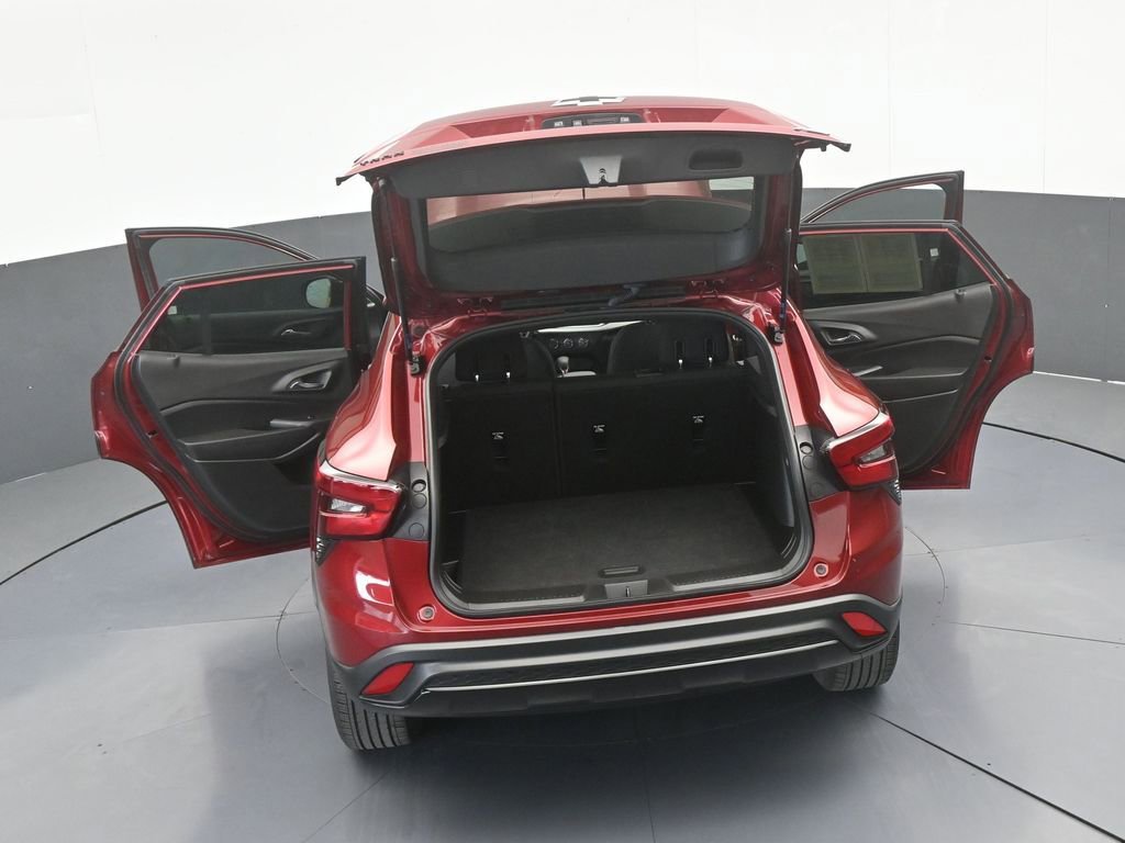 Used 2024 Chevrolet Trax RS w/ Driver Confidence Package FWD image 63