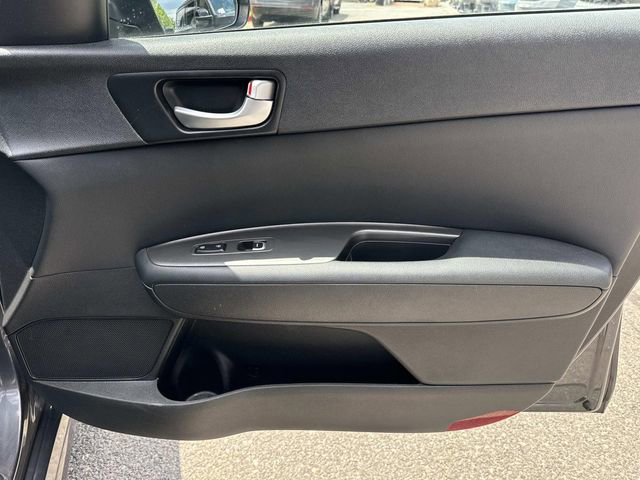 Used 2018 Kia Optima S w/ Panoramic Sunroof Package FWD image 9