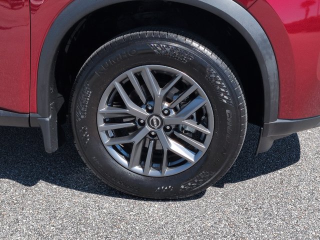 Used 2023 Nissan Rogue S FWD image 12