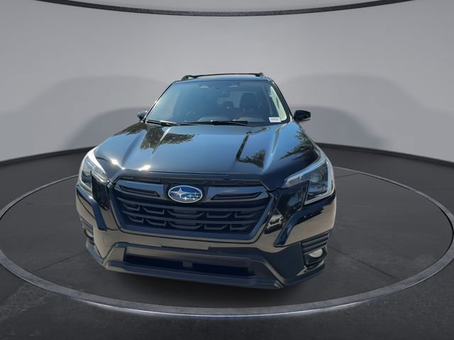 Certified 2022 Subaru Forester Limited AWD/4WD image 3
