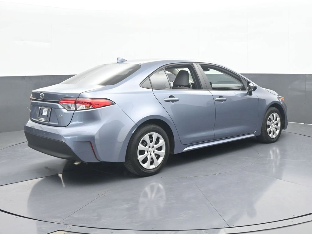 Used 2024 Toyota Corolla LE image 6