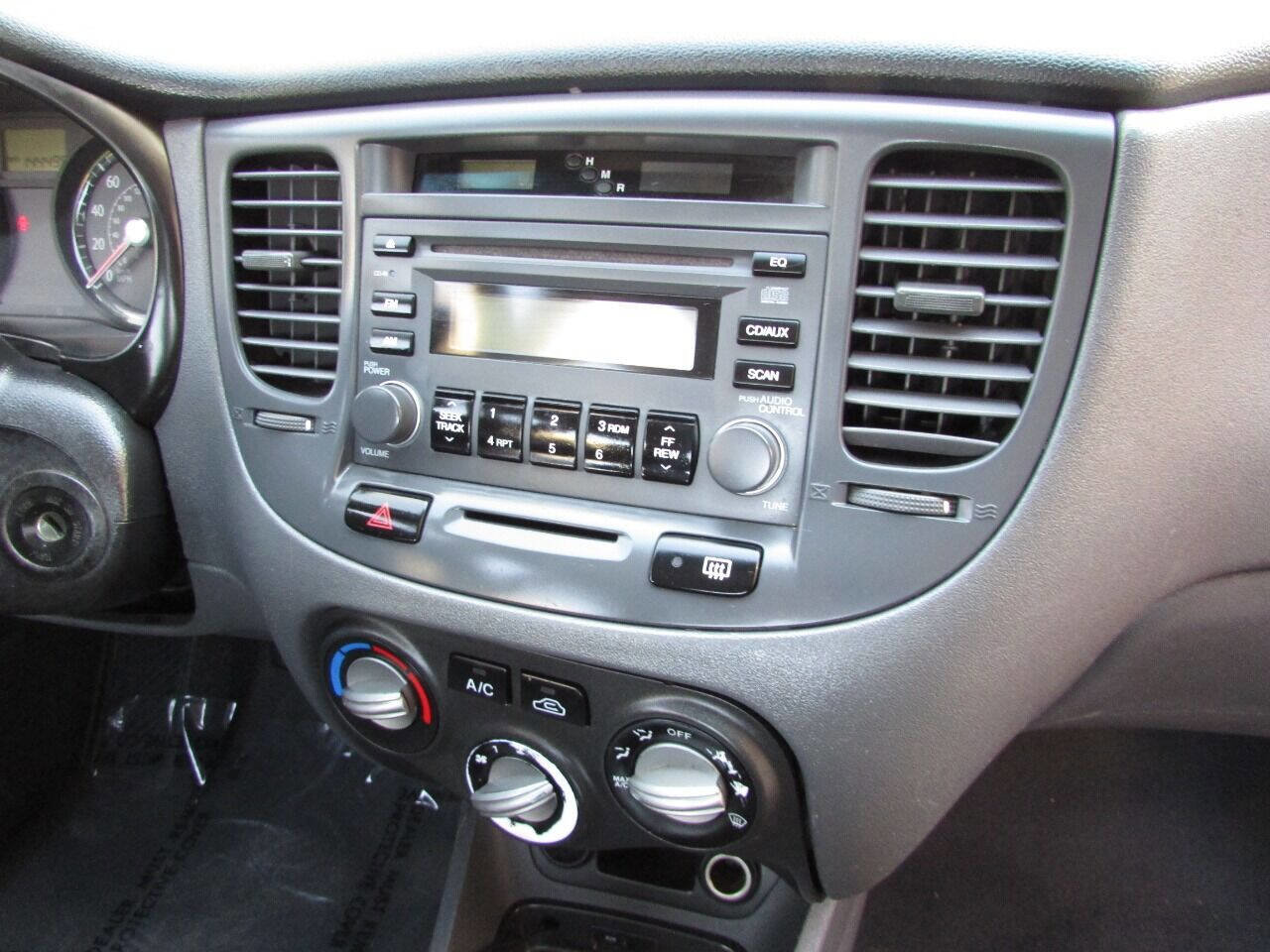 Used 2008 Kia Rio LX image 30