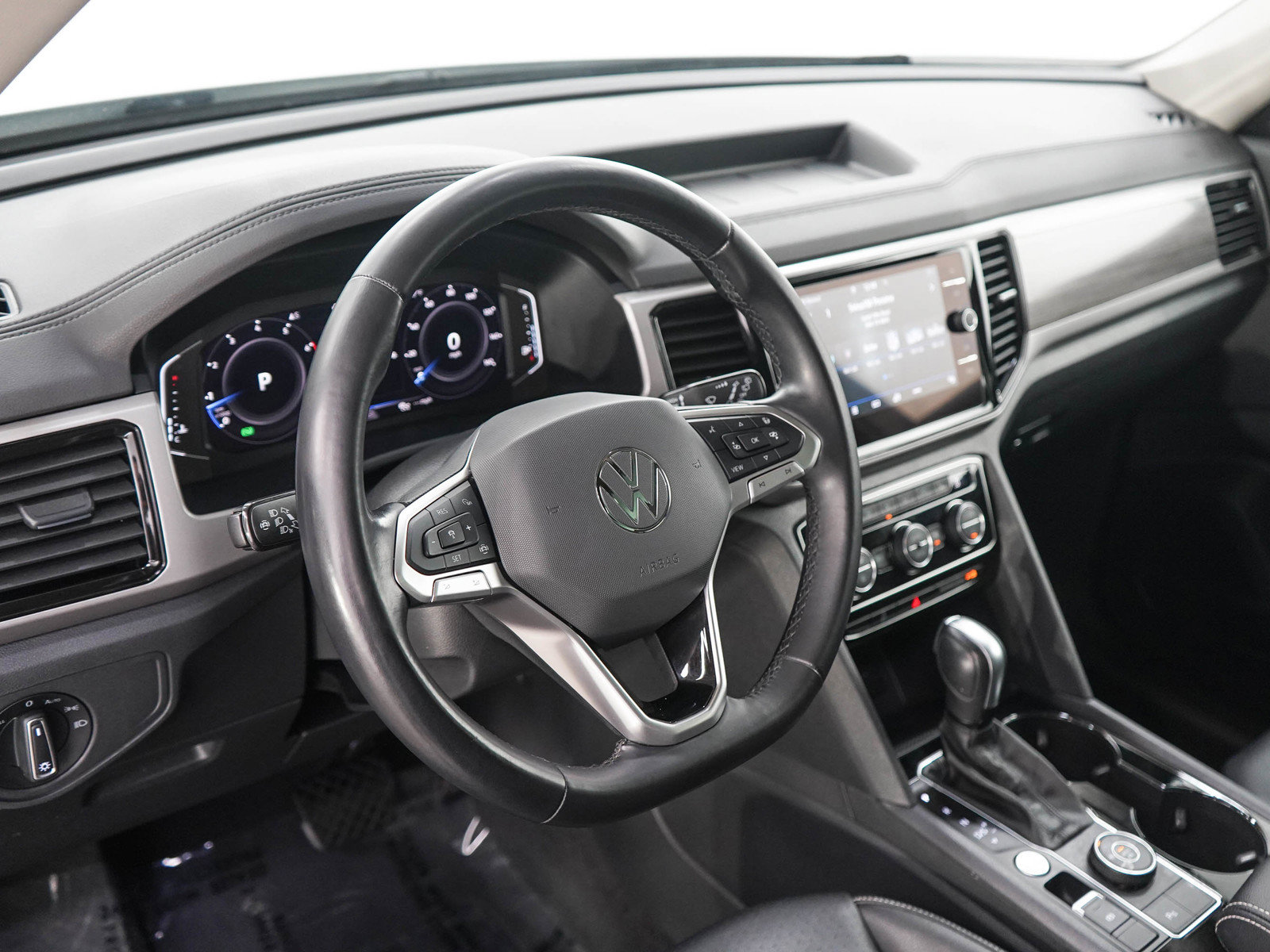 Used 2021 Volkswagen Atlas SEL w/ MDO Package (Bench Seat) AWD/4WD image 22
