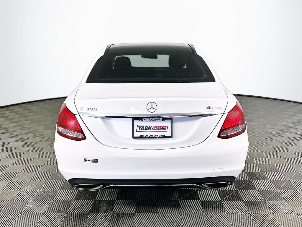 Used 2017 Mercedes-Benz C 300 4MATIC Sedan image 9