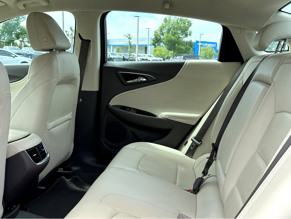 Used 2024 Chevrolet Malibu LT FWD image 16