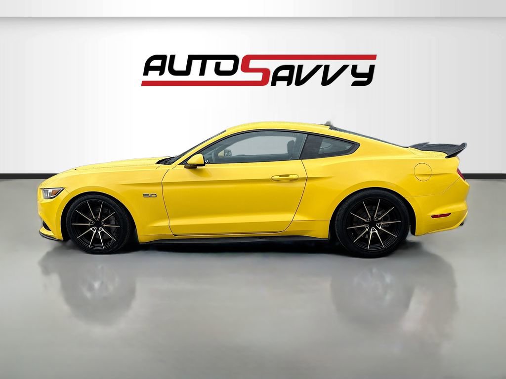Used 2017 Ford Mustang GT RWD image 4