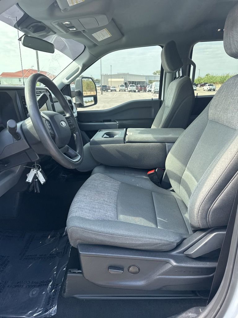 Used 2024 Ford F350 XLT image 9