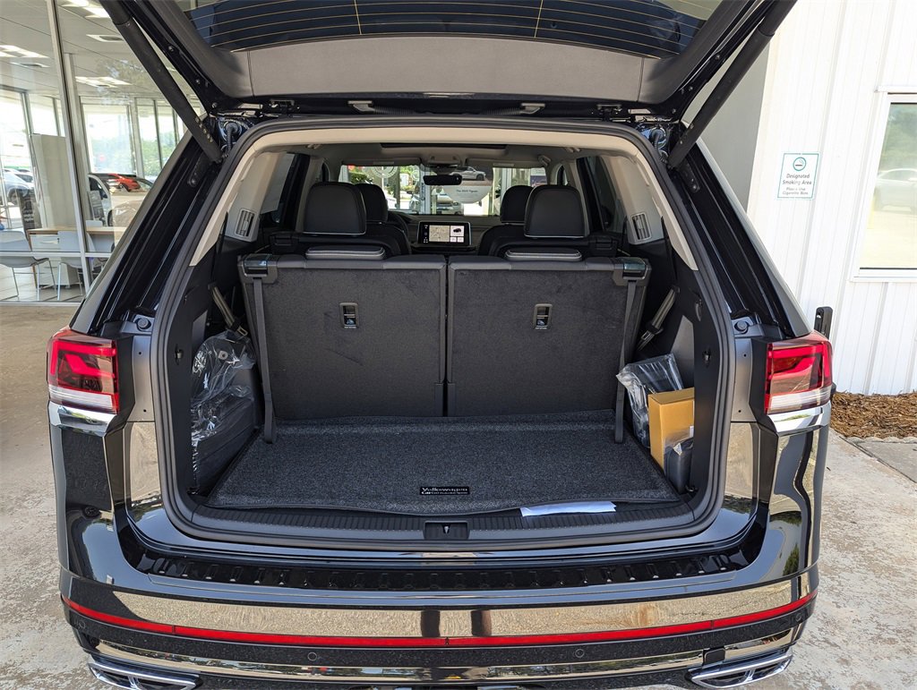 New 2025 Volkswagen Atlas SEL Premium R-Line image 33