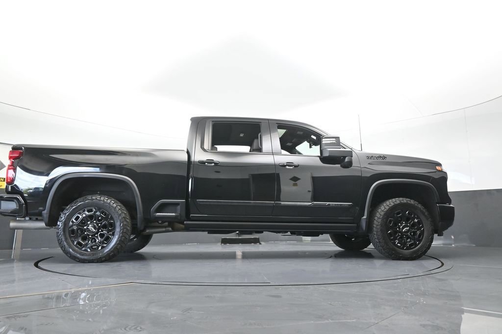 Used 2024 Chevrolet Silverado 2500 High Country w/ Midnight Edition AWD/4WD image 69
