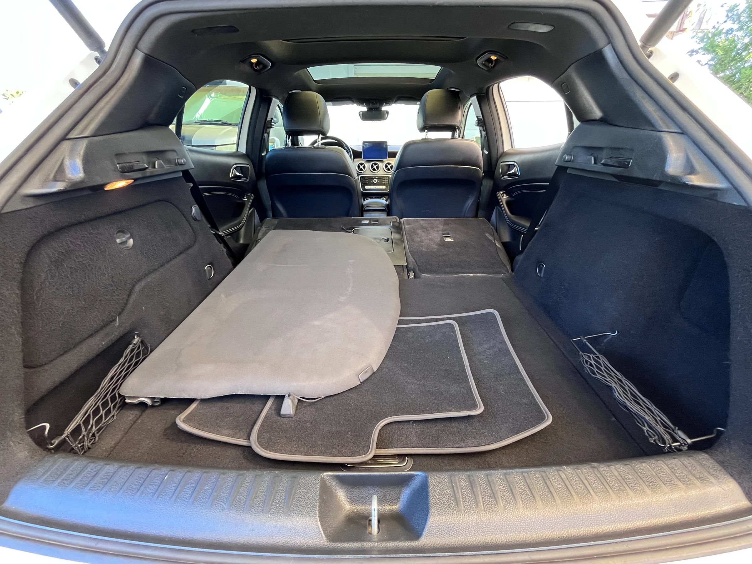 Used 2020 Mercedes-Benz GLA 250 w/ Convenience Package image 16