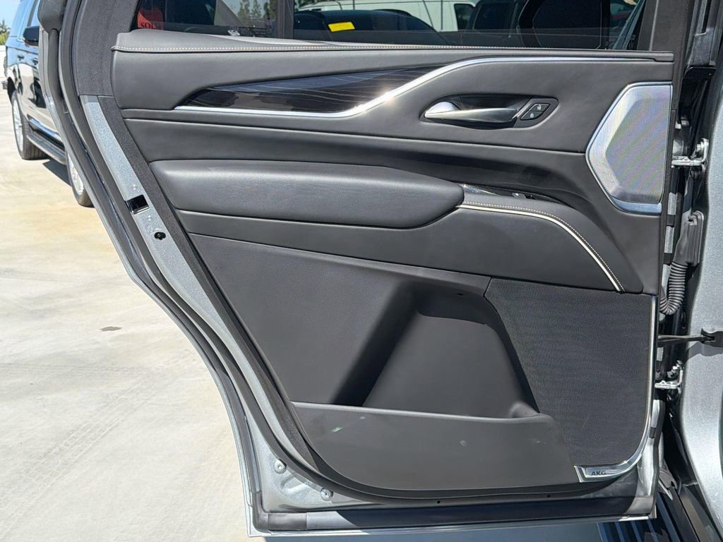 Certified 2023 Cadillac Escalade V w/ LPO, ONYX Package AWD/4WD image 27