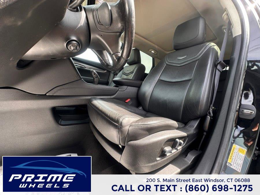 Used 2019 Cadillac XT5 Premium Luxury w/ Driver Assist Package AWD/4WD image 10