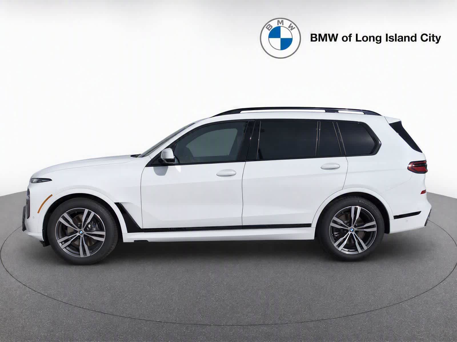 New 2027 BMW X7 xDrive40i w/ M Sport Package AWD/4WD image 4