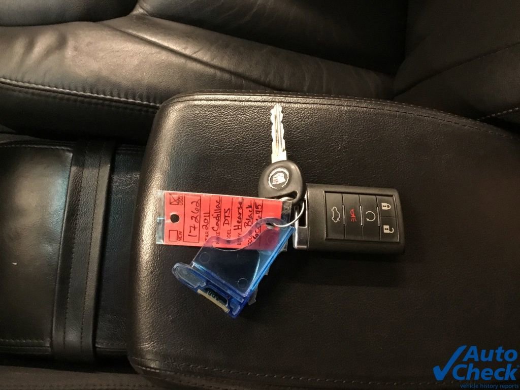 Used 2011 Cadillac DTS Limousine FWD image 48