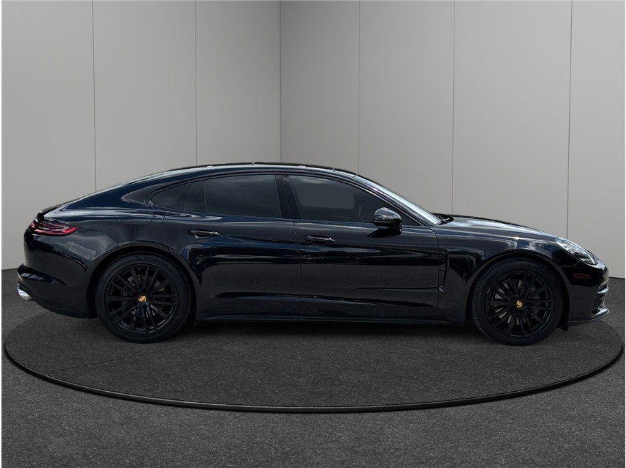 Used 2017 Porsche Panamera 4S image 10