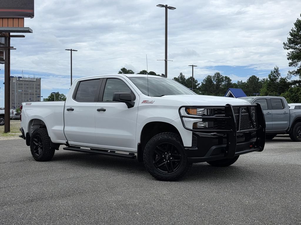 Used 2021 Chevrolet Silverado 1500 Custom Trail Boss AWD/4WD image 2