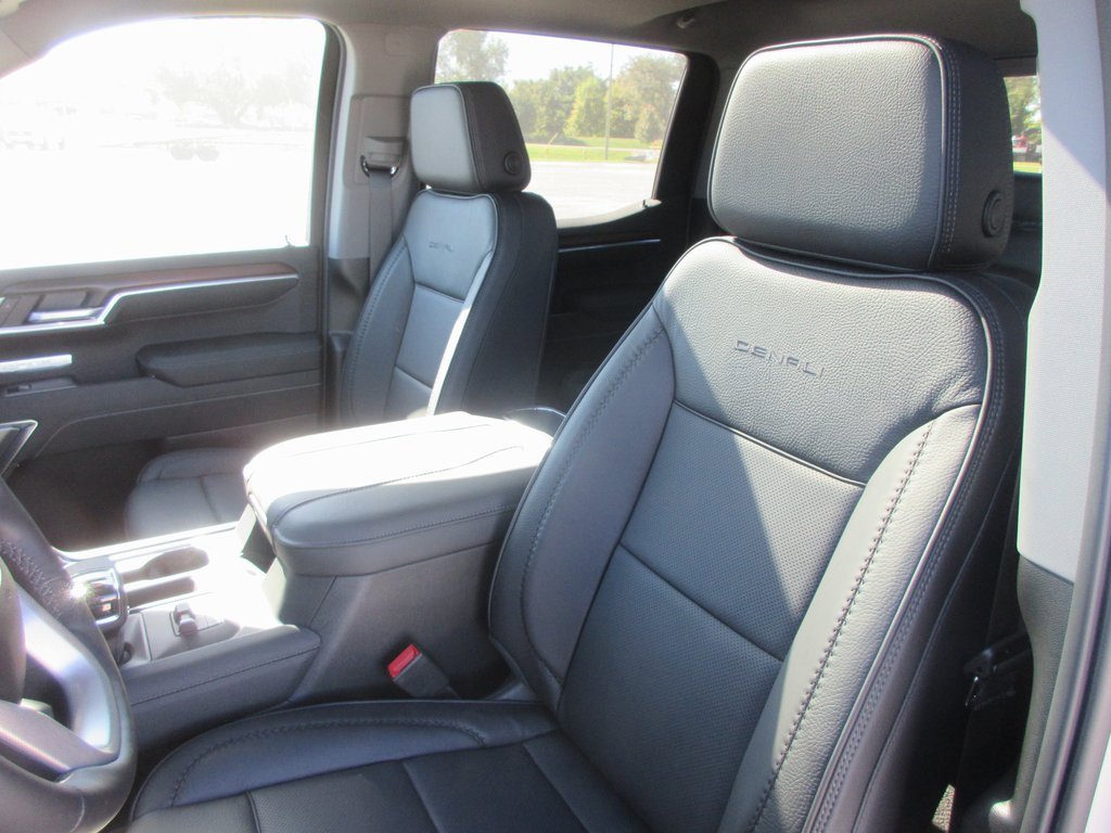 New 2026 GMC Sierra 1500 Denali image 14