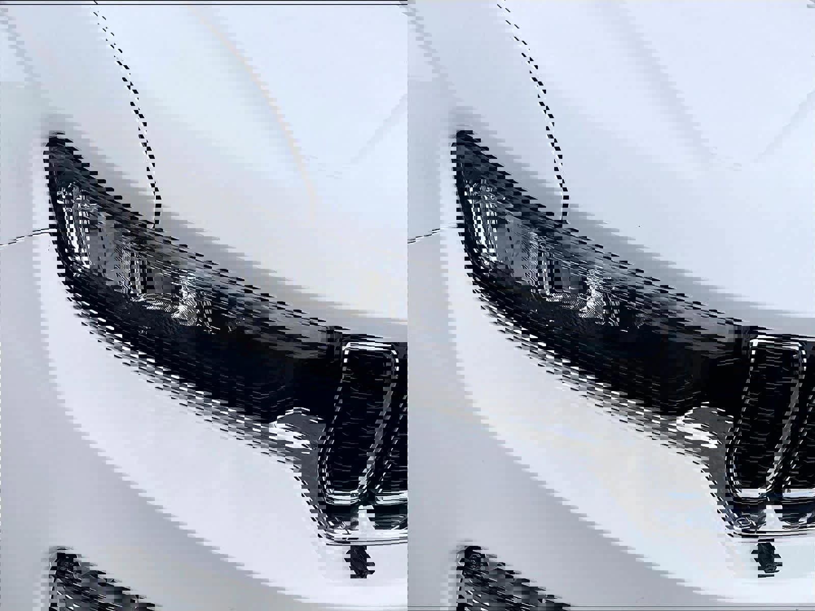 Used 2023 Jeep Grand Cherokee 4WD 4xe image 33