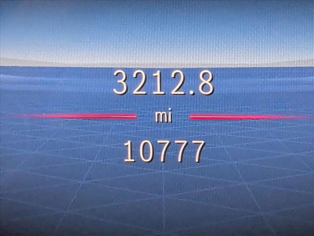 Certified 2025 Mercedes-Benz GLE 450e 4MATIC image 11