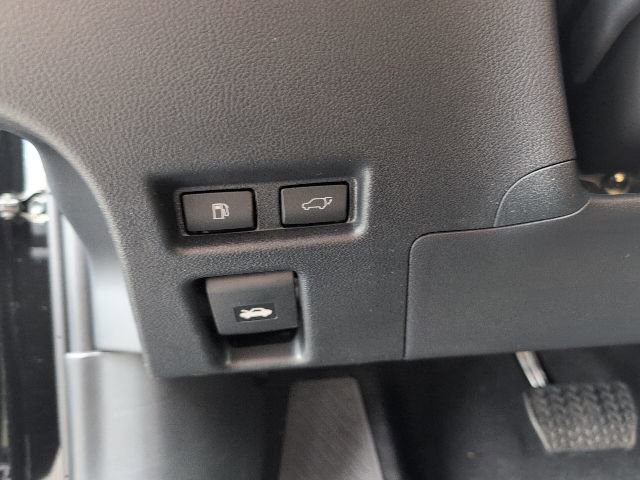 New 2025 Lexus UX 300h AWD image 15