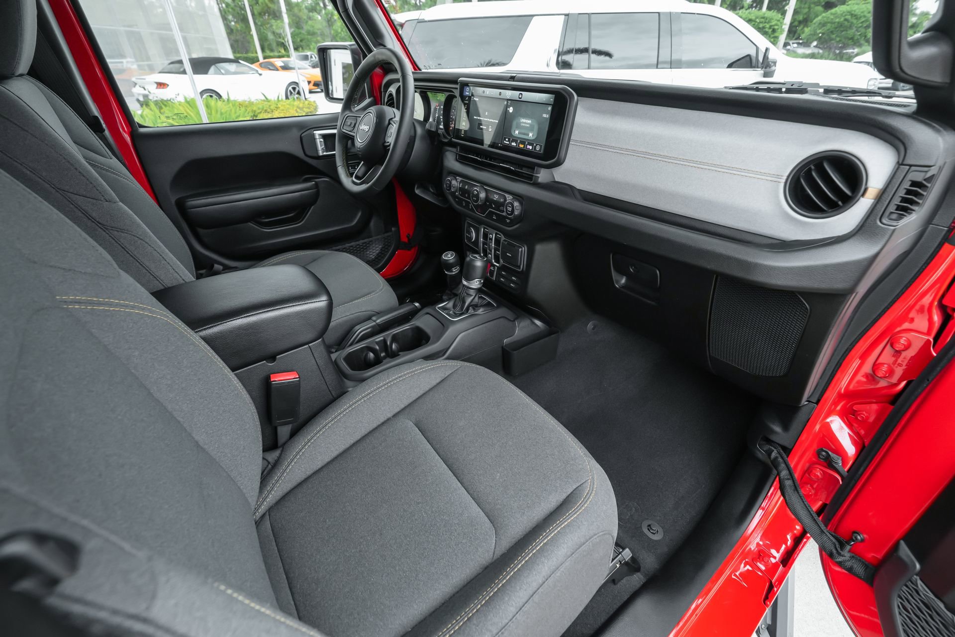 Used 2024 Jeep Wrangler Willys image 40