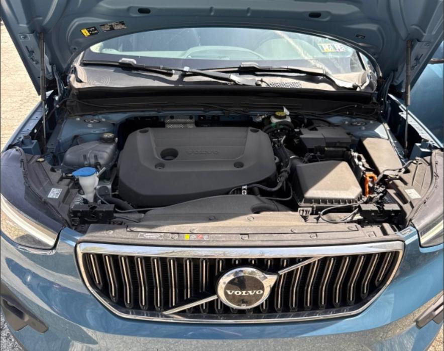 Used 2024 Volvo XC40 B5 Ultimate w/ Protection Package Premier AWD/4WD image 16
