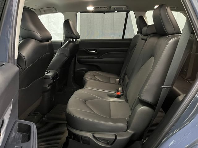 Certified 2024 Toyota Grand Highlander AWD image 11