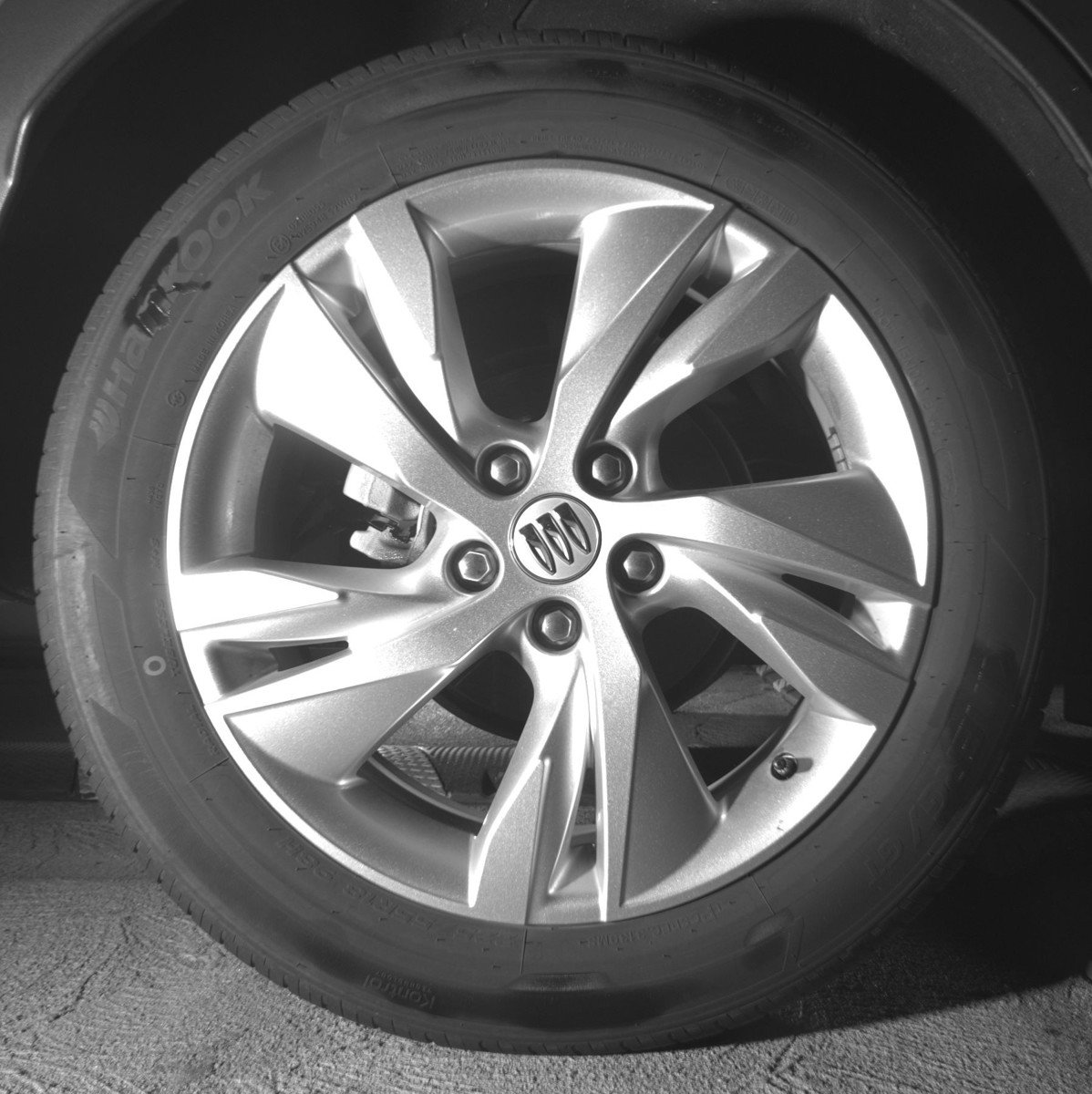 Used 2025 Buick Encore GX Preferred AWD/4WD image 15