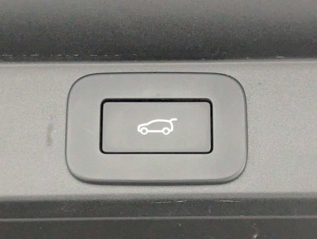 Used 2023 Land Rover Range Rover SE image 28