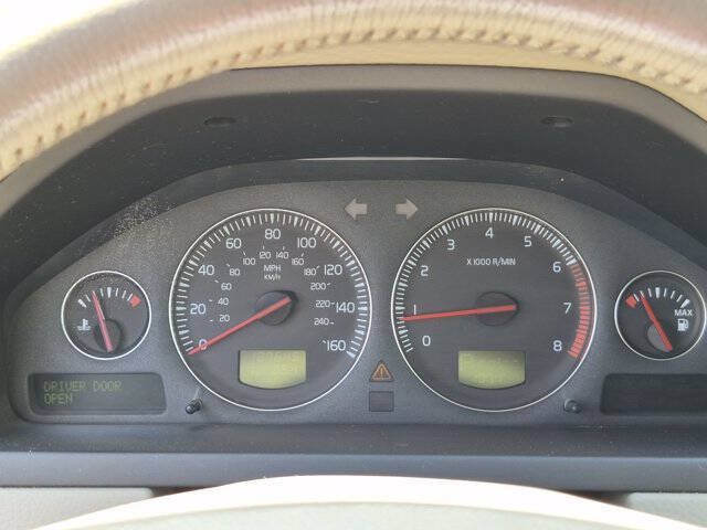Used 2005 Volvo XC90 2.5T AWD/4WD image 18