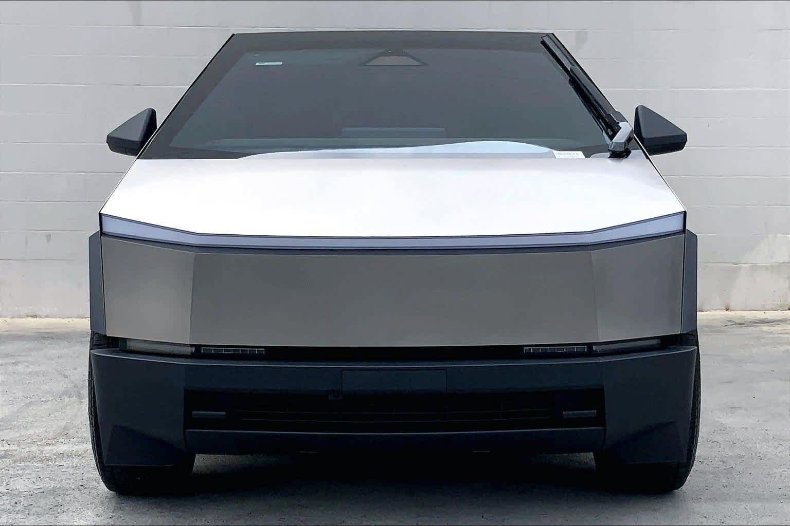 Used 2024 Tesla Cybertruck AWD Crew Cab image 6