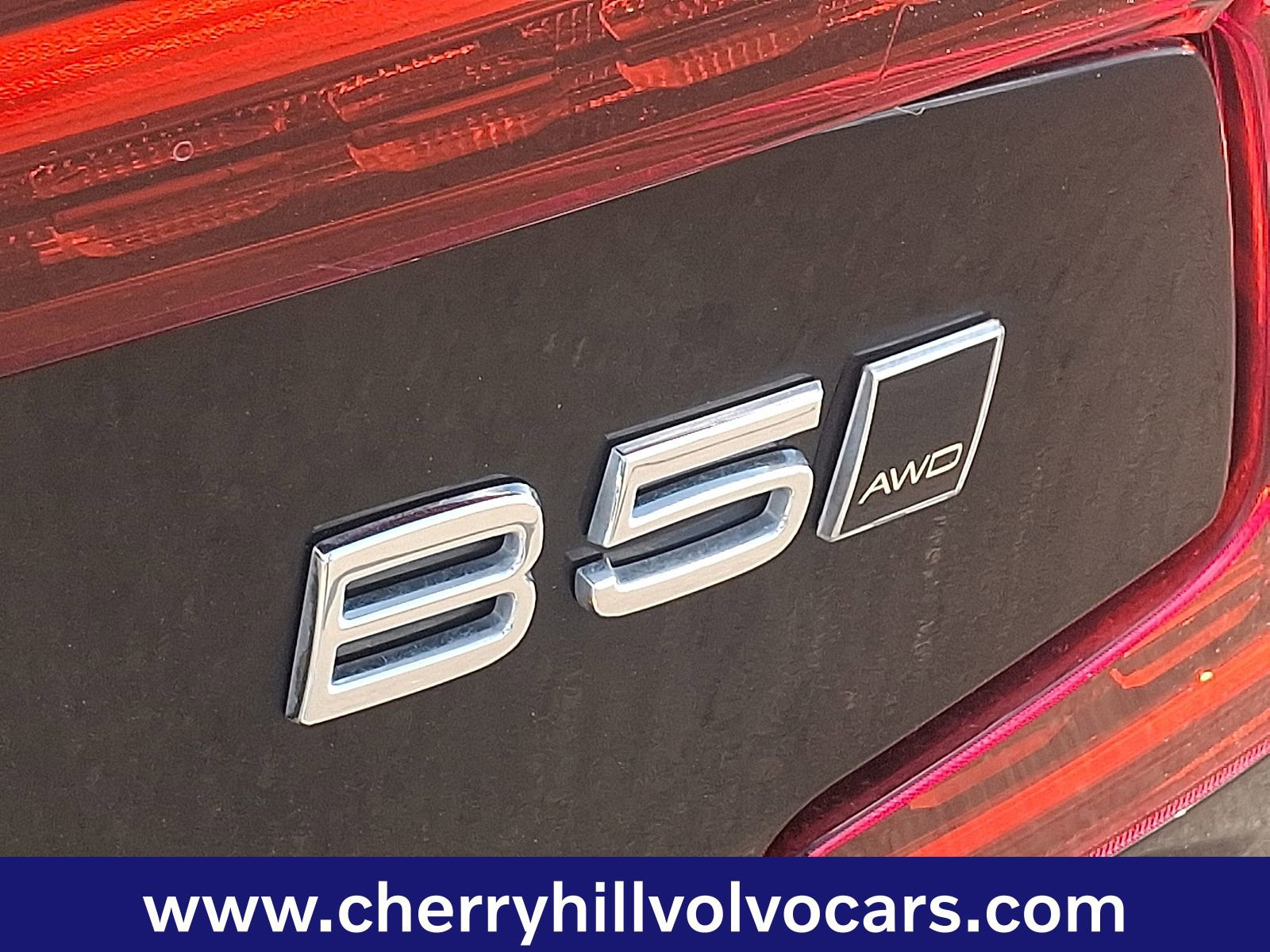 Certified 2023 Volvo S60 B5 Plus w/ Climate Package image 31