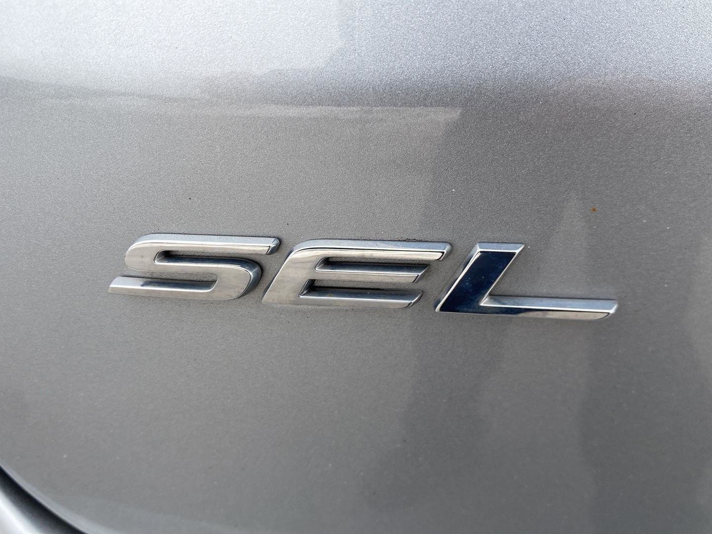 Used 2022 Ford Edge SEL w/ Convenience Package AWD/4WD image 30