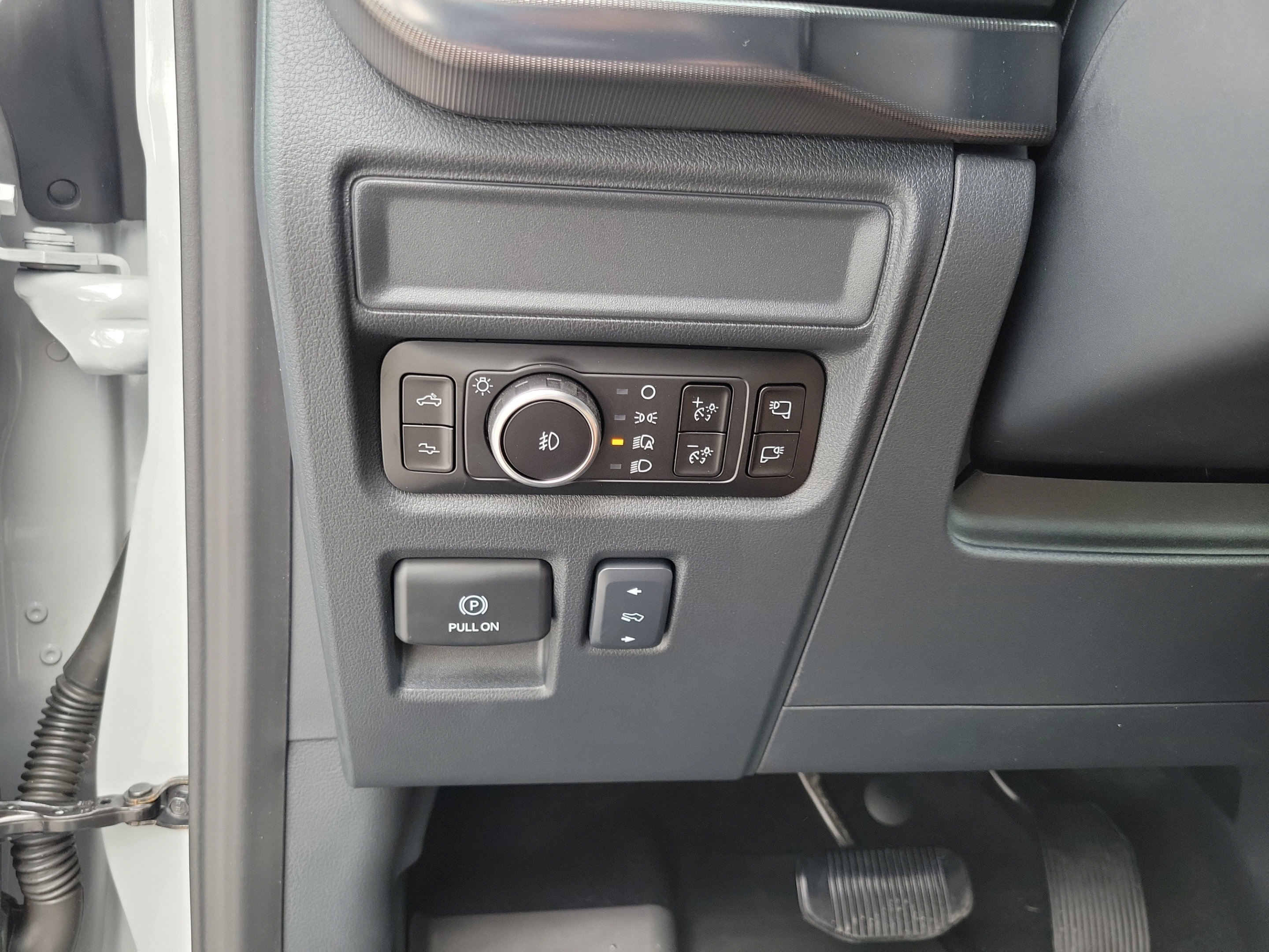 Used 2026 Ford F150 Raptor AWD/4WD image 19