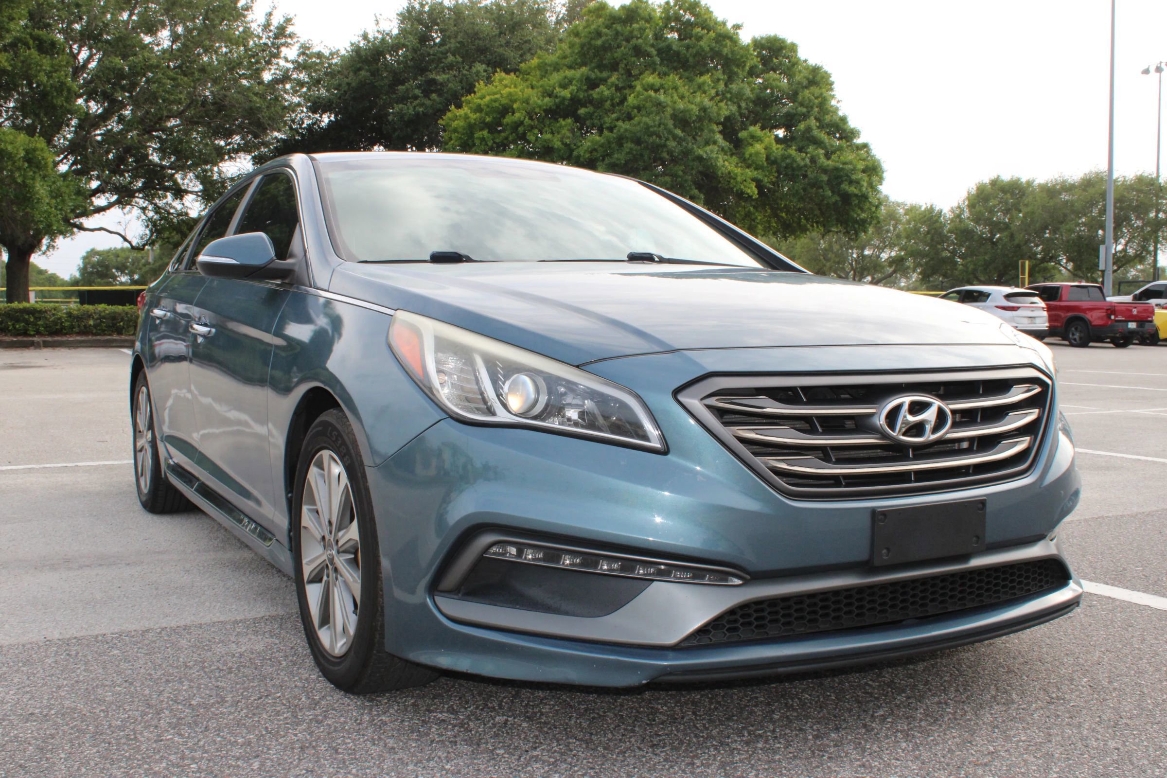 Used 2017 Hyundai Sonata Limited FWD image 17